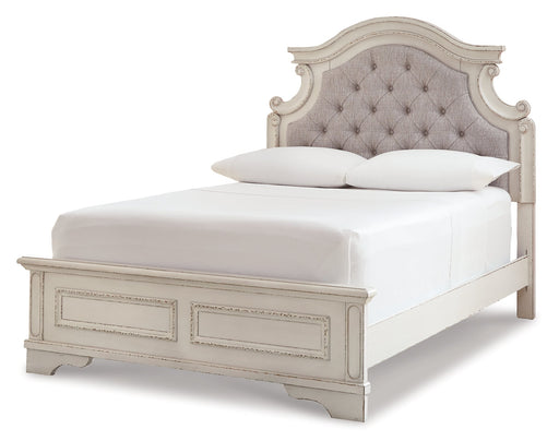 Realyn Full Panel Bed with Mirrored Dresser Homeline Furniture