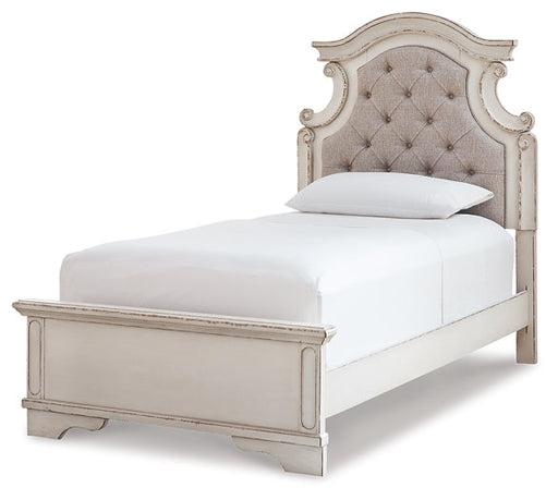 Realyn Twin Panel Bed with Mirrored Dresser Homeline Furniture