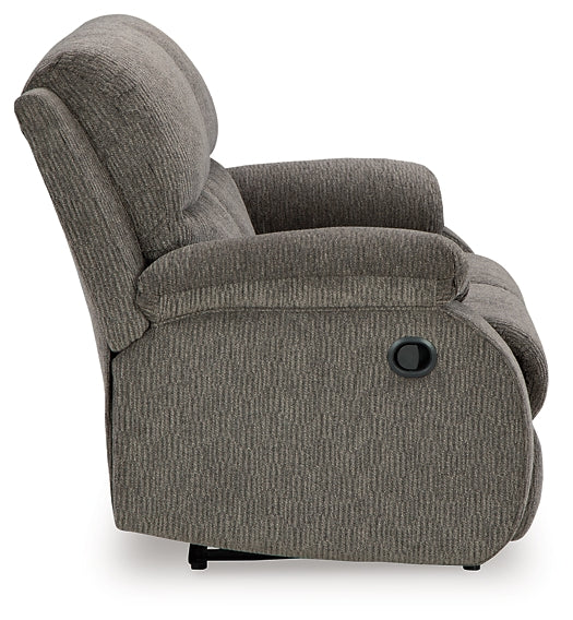 Scranto Reclining Loveseat Homeline Furniture