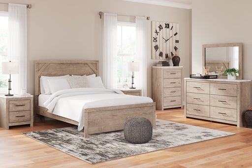 Senniberg Queen Panel Bed with Mirrored Dresser, Chest and Nightstand Homeline Furniture