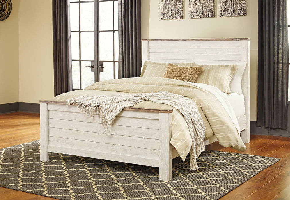 Willowton Queen Panel Bed with 2 Nightstands Homeline Furniture