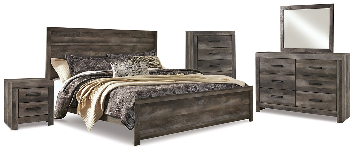 Wynnlow King Panel Bed with Mirrored Dresser, Chest and Nightstand Homeline Furniture