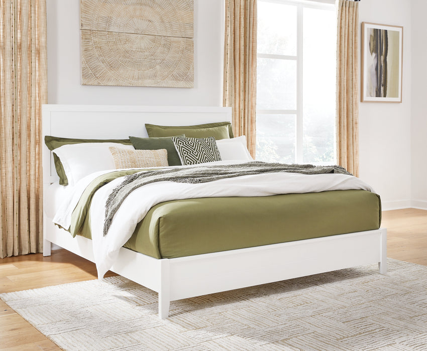 Binterglen King Panel Bed with Mirrored Dresser and Nightstand