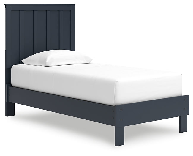 Simmenfort Twin Platform Bed