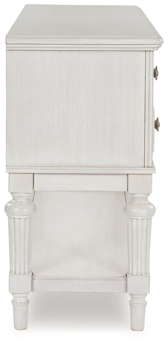 Montelaine Dining Room Server