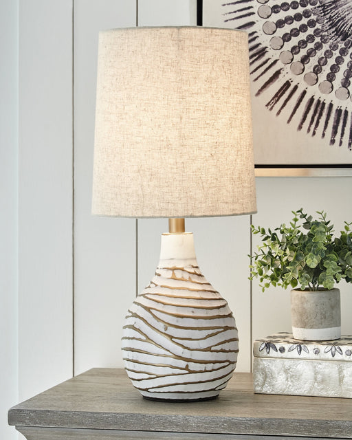 Aleela Metal Table Lamp (1/CN) Homeline Furniture