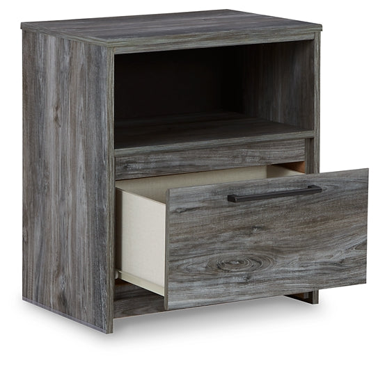 Baystorm King Panel Bed with 2 Storage Drawers with Mirrored Dresser, and Nightstand Homeline Furniture