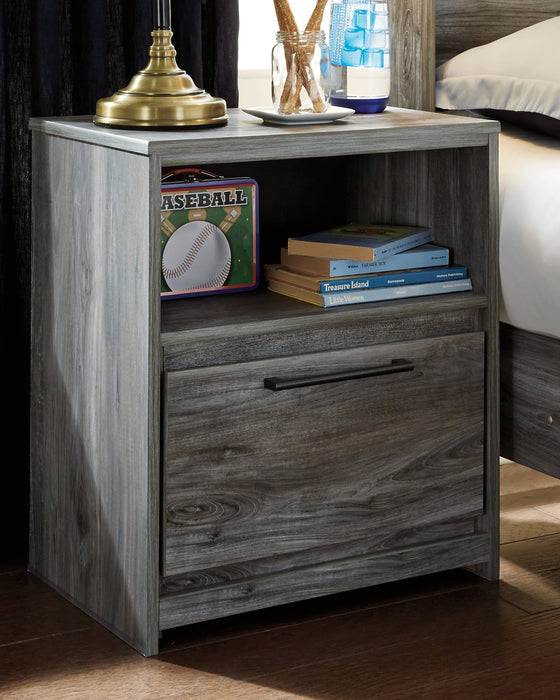 Baystorm King Panel Bed with 2 Storage Drawers with Mirrored Dresser, and Nightstand Homeline Furniture