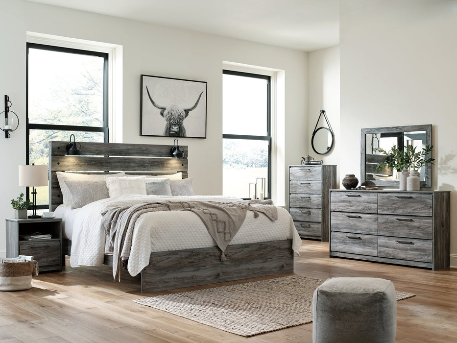 Baystorm King Panel Bed with Mirrored Dresser, Chest and Nightstand Homeline Furniture