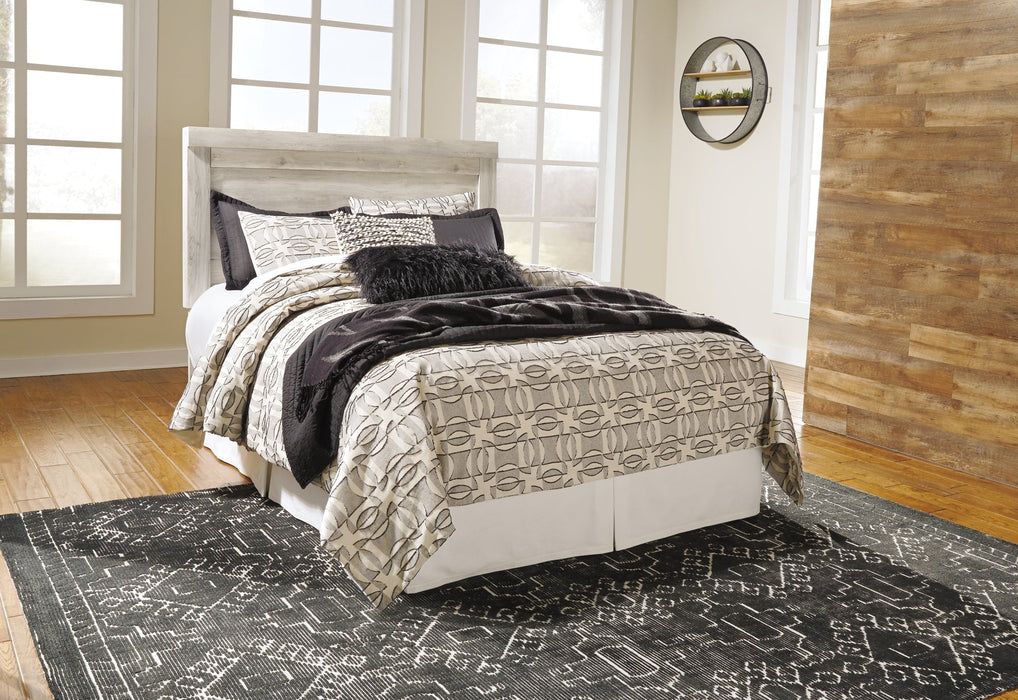 Bellaby Queen Panel Headboard with Mirrored Dresser and 2 Nightstands Homeline Furniture