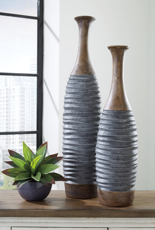 Blayze Vase Set (2/CN) Homeline Furniture