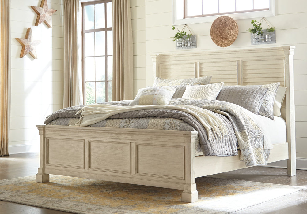 Bolanburg King Panel Bed with Dresser Homeline Furniture