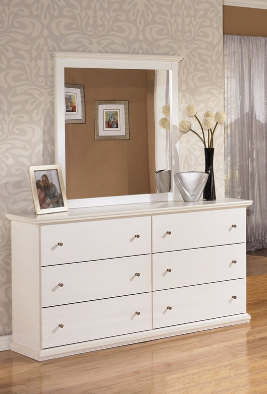 Bostwick Shoals Dresser and Mirror Homeline Furniture