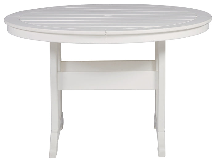 Crescent Luxe Round Dining Table w/UMB OPT Homeline Furniture