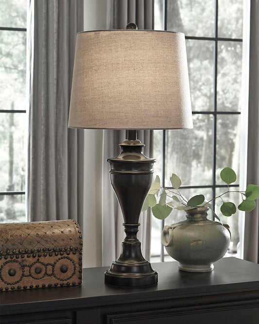 Darlita Metal Table Lamp (2/CN) Homeline Furniture