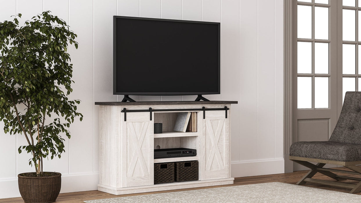 Dorrinson Medium TV Stand Homeline Furniture