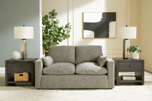 Dramatic Loveseat Homeline Furniture