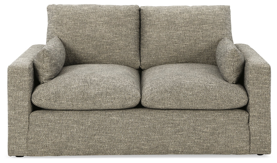 Dramatic Loveseat Homeline Furniture