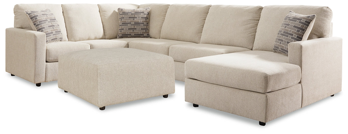 Edenfield 3-Piece Sectional with Ottoman Homeline Furniture