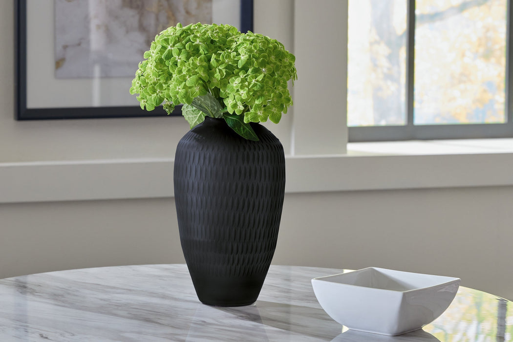 Etney Vase Homeline Furniture