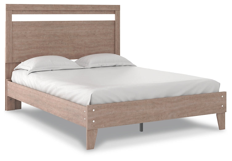 Flannia Queen Panel Platform Bed with 2 Nightstands Homeline Furniture