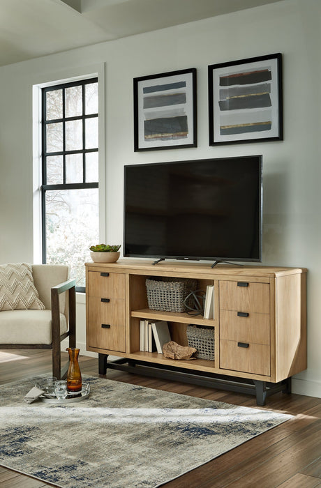 Freslowe LG TV Stand w/Fireplace Option Homeline Furniture