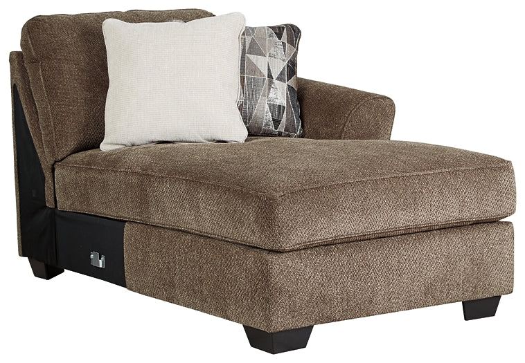 Graftin 3-Piece Sectional with Chaise Homeline Furniture