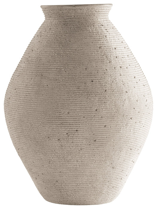 Hannela Vase Homeline Furniture