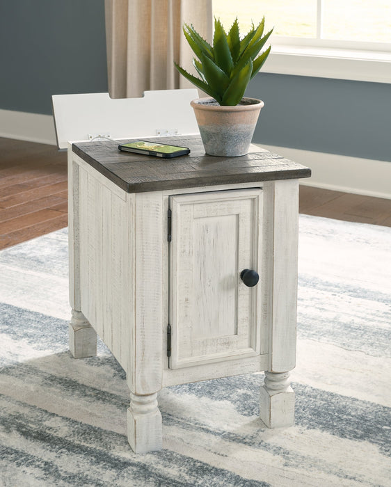 Havalance Chair Side End Table Homeline Furniture