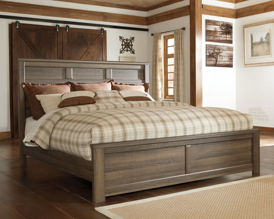 Juararo California King Panel Bed with Dresser Homeline Furniture