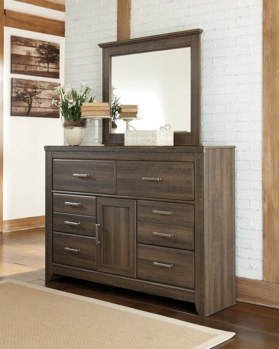 Juararo California King Panel Bed with Mirrored Dresser, Chest and 2 Nightstands Homeline Furniture