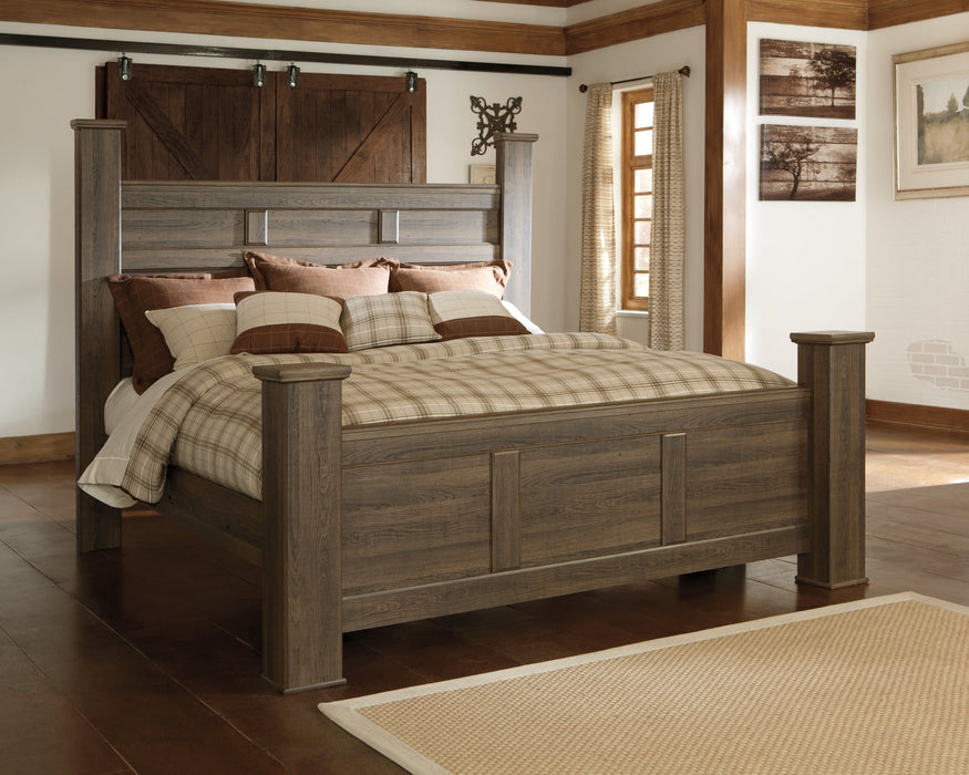 Juararo California King Poster Bed with Dresser Homeline Furniture