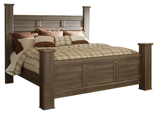 Juararo California King Poster Bed with Mirrored Dresser, Chest and 2 Nightstands Homeline Furniture