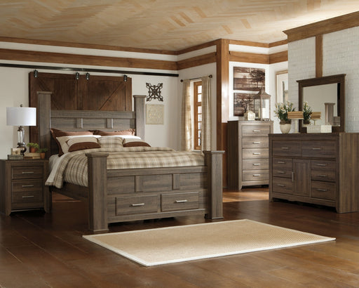 Juararo California King Poster Bed with Mirrored Dresser and Chest Homeline Furniture