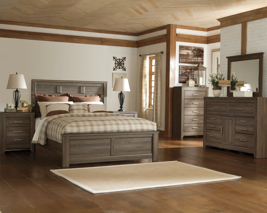 Juararo Queen Panel Bed with Mirrored Dresser, Chest and 2 Nightstands Homeline Furniture