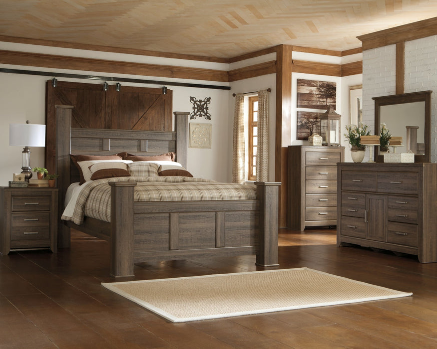 Juararo Queen Poster Bed with Mirrored Dresser, Chest and 2 Nightstands Homeline Furniture