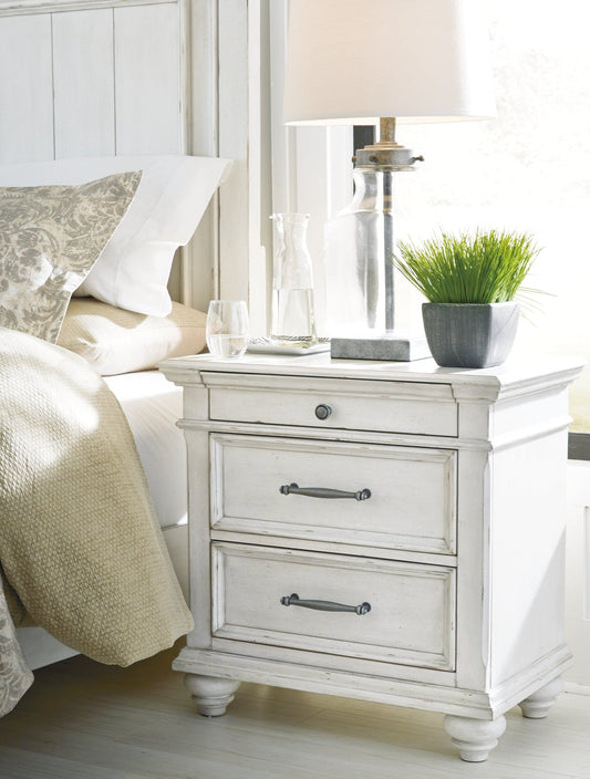 Kanwyn Three Drawer Night Stand Homeline Furniture