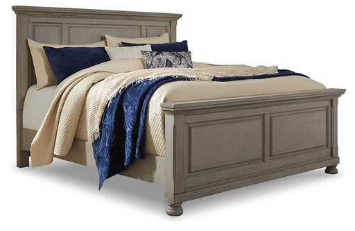 Lettner California King Panel Bed with Dresser Homeline Furniture