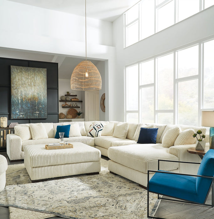 Lindyn 2-Piece Sectional with Ottoman Homeline Furniture