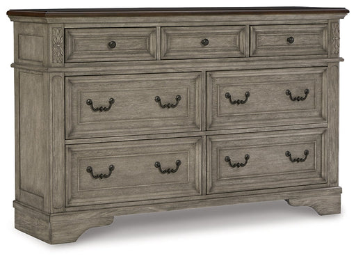 Lodenbay California King Panel Bed with Dresser Homeline Furniture