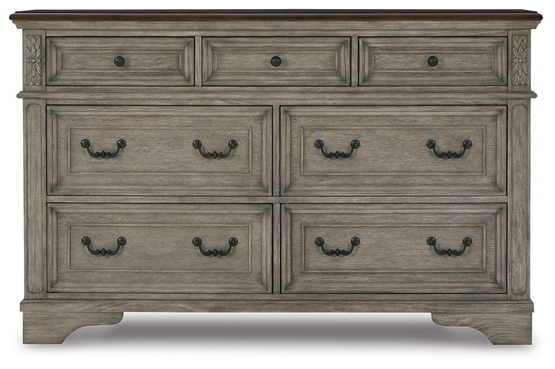 Lodenbay California King Panel Bed with Dresser Homeline Furniture