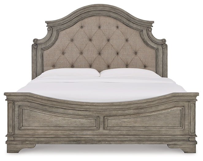 Lodenbay California King Panel Bed with Mirrored Dresser Homeline Furniture