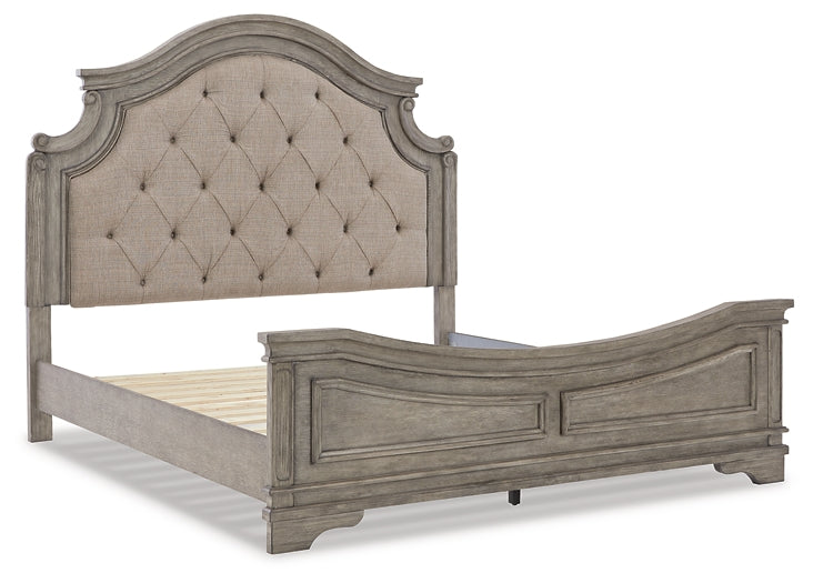 Lodenbay California King Panel Bed with Mirrored Dresser and Chest Homeline Furniture