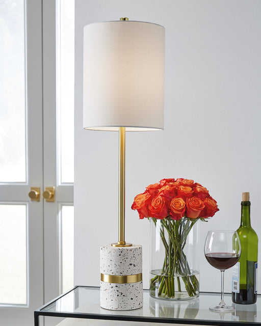 Maywick Metal Table Lamp (1/CN) Homeline Furniture